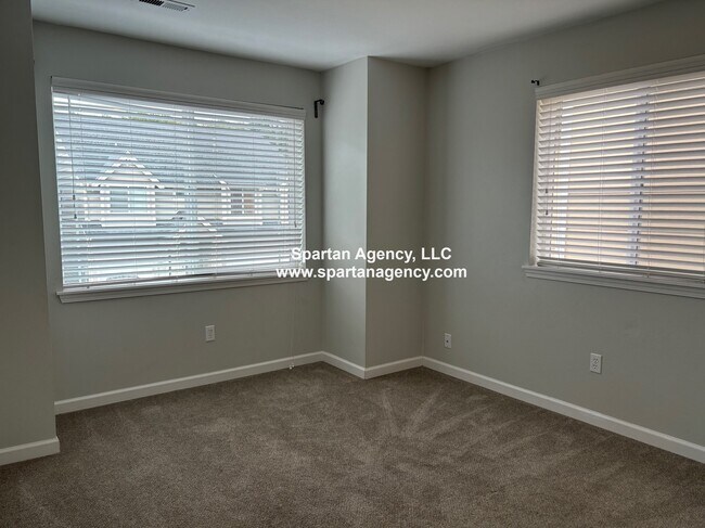 Building Photo - 21514 104th Street Ct E