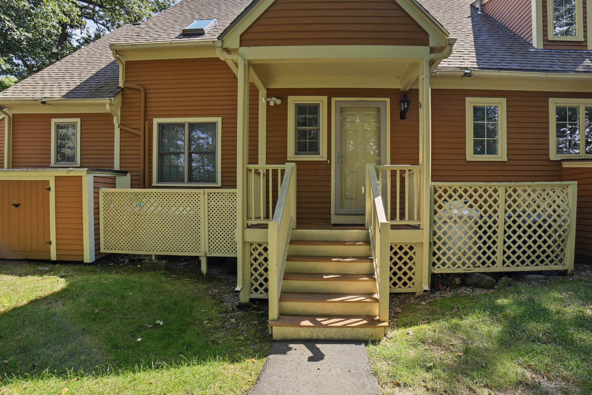 Rear entrance/parking lot - 3 Rosewood Ln