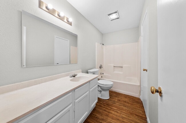 Building Photo - 108 Hughson Ct