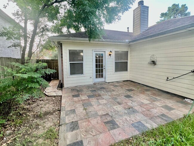 Building Photo - 2830 Spring Dusk Dr