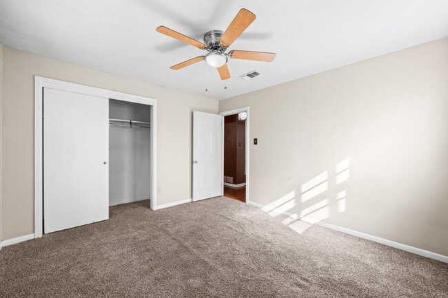 Building Photo - 3423 56th St