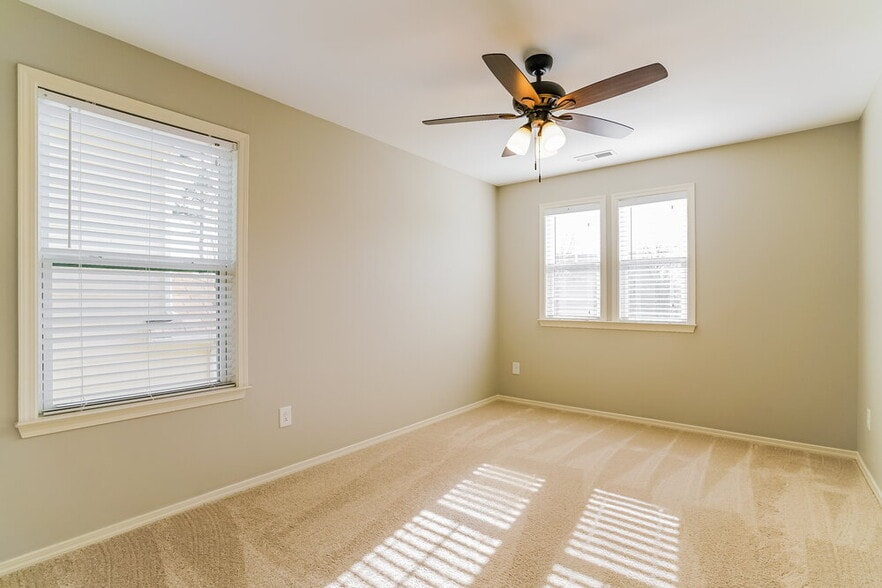 Building Photo - 4901 Autumn Sage Landing