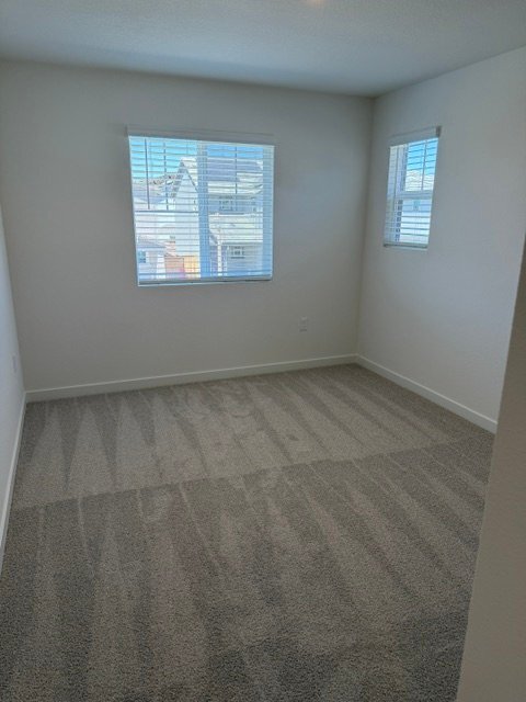 Building Photo - 2915 Porcelain St