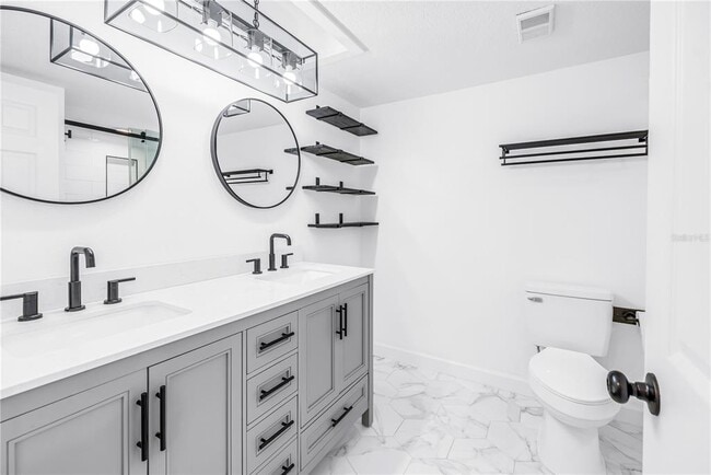 Building Photo - 9613 Tara Cay Ct