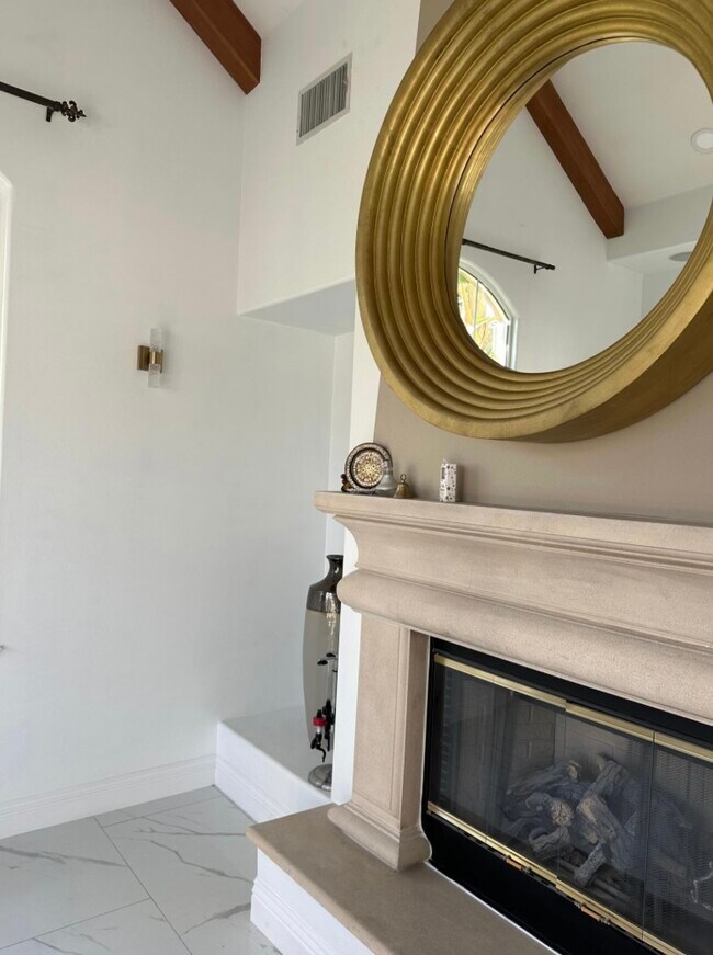 Building Photo - 21615 Medina Estates Dr