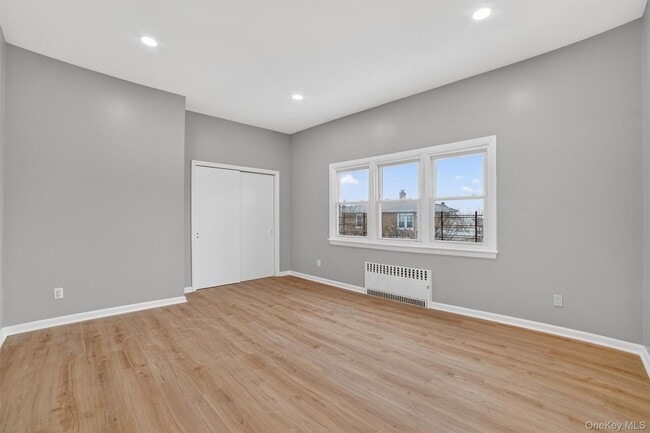 Building Photo - 4 Amackassin Terrace