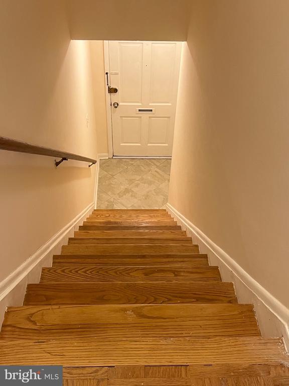 Building Photo - 125 Talbott St