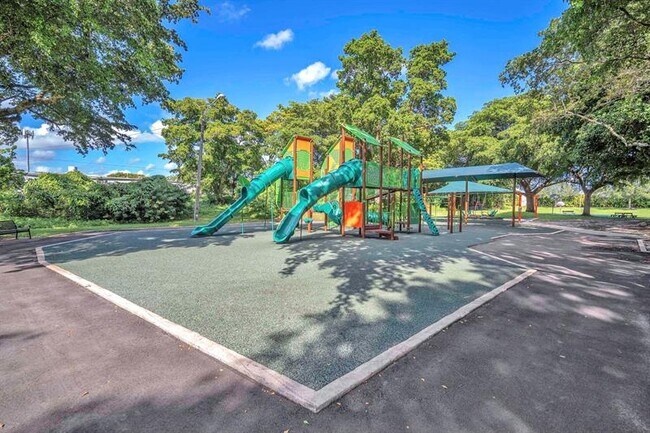 Building Photo - 3896 Meadow Ln