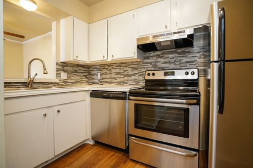 Building Photo - 820 Gentleman Rd