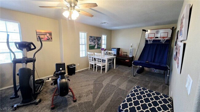 Building Photo - 9195 Arbor Glen St