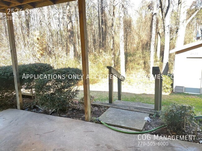 Building Photo - 2526 Sweetridge Ct