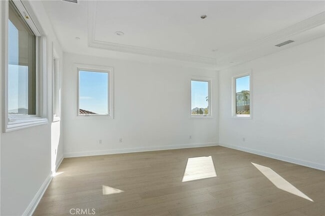Building Photo - 20448 Liverpool Way