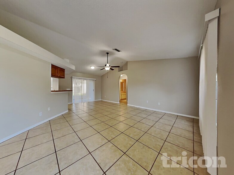 Building Photo - 193 Rosedale Ave