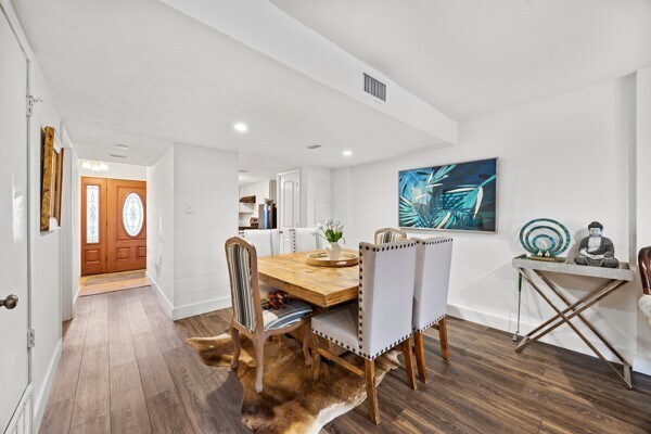 Building Photo - 1255 Blalock Rd