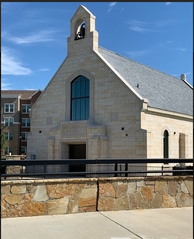 Building Photo - 2208 Zenith Ave