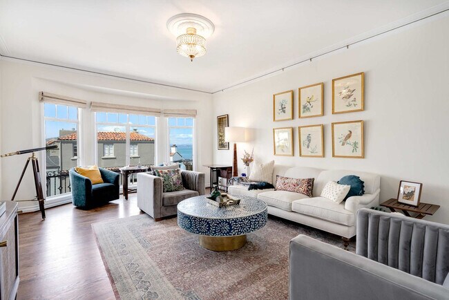 Building Photo - 3689 Fillmore St