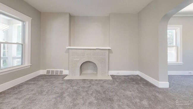 Building Photo - Cudell/West Blvd neighborhood; 4 bedroom/1 bath single family house for rent!