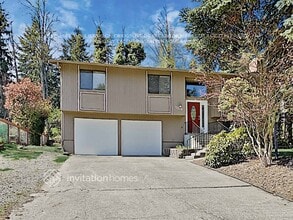 Building Photo - 12314 132nd Ave E