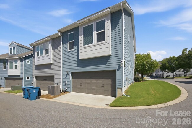 Building Photo - 1205 Kohler Ave