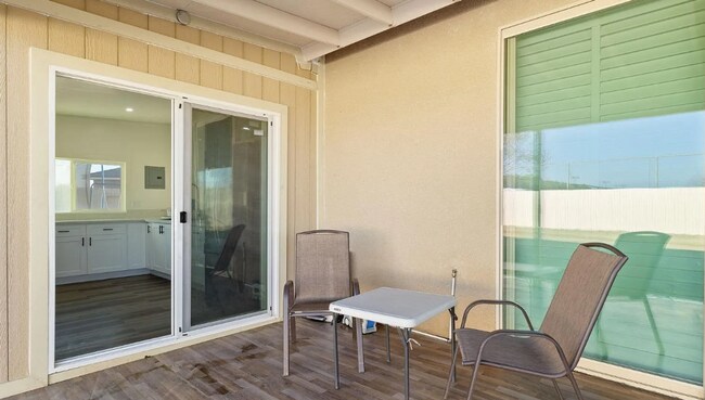 Building Photo - 8018 Cuyama River St