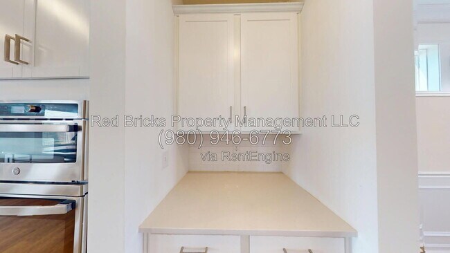 Building Photo - 13248 Chopin Ridge Rd