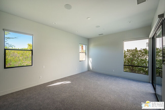 Building Photo - 2759 Mystic Mountain View