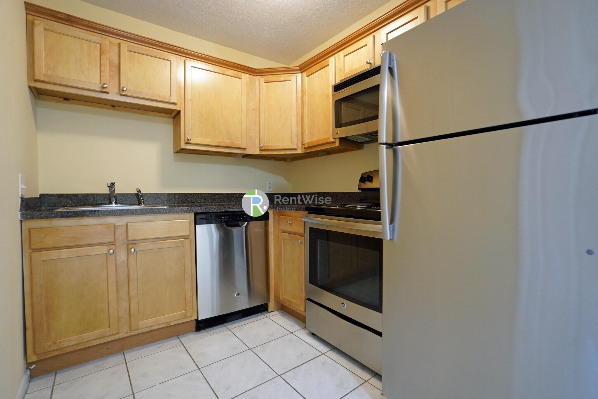 Building Photo - 106 Tremont St