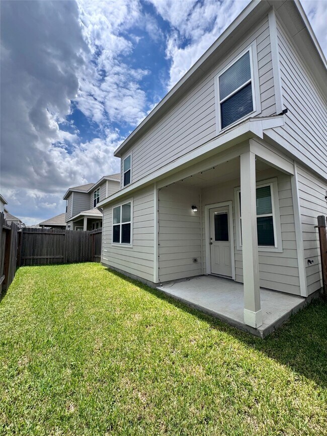 Building Photo - 22214 Sovereign Hts Ln.