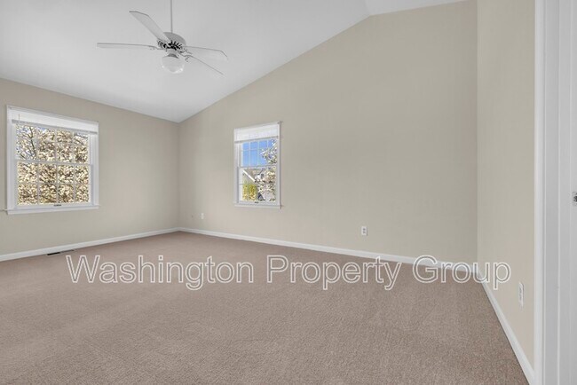 Building Photo - 5602 Grouper Ct