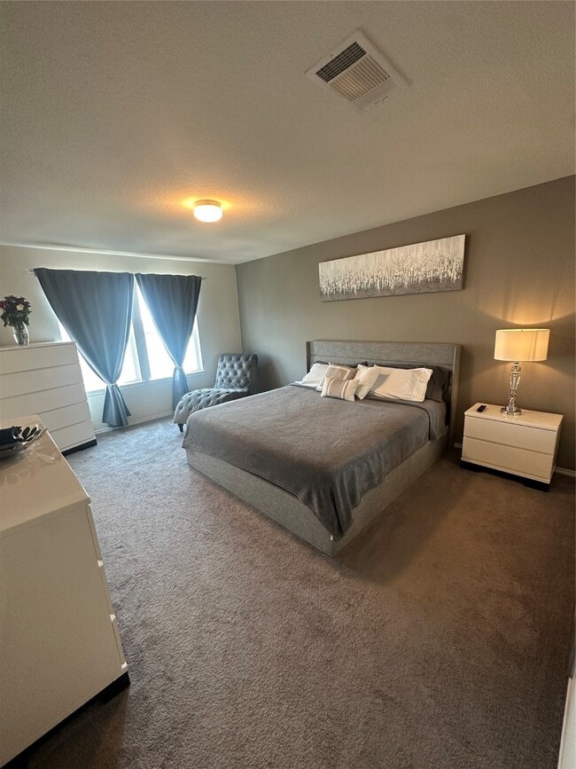 Building Photo - 5730 Pampus Prairie Rd