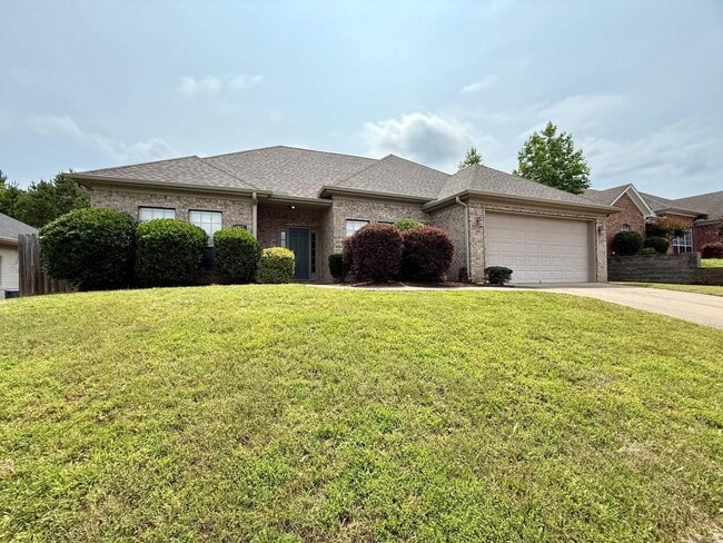 Primary Photo - 1812 Abbey Ln