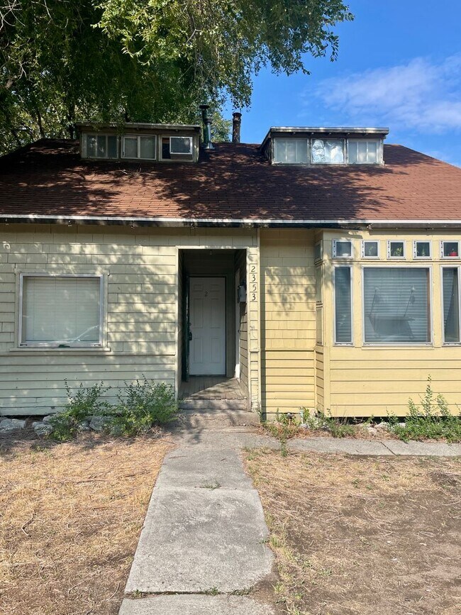 Building Photo - 2353 Harrison Blvd