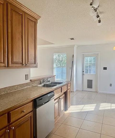 Building Photo - 5275 Branch Point Dr