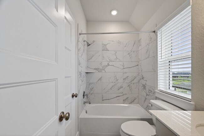 Building Photo - 6822 Ivory Sedge Trl