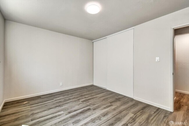 Building Photo - 700 Shotwell St