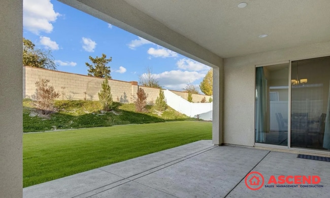 Building Photo - MOVE IN SPECIAL!  Beautiful 3-Bedroom Home in desired Highgate Community with Pool & Full Applian...