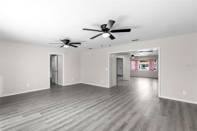 Building Photo - 5546 5th St S
