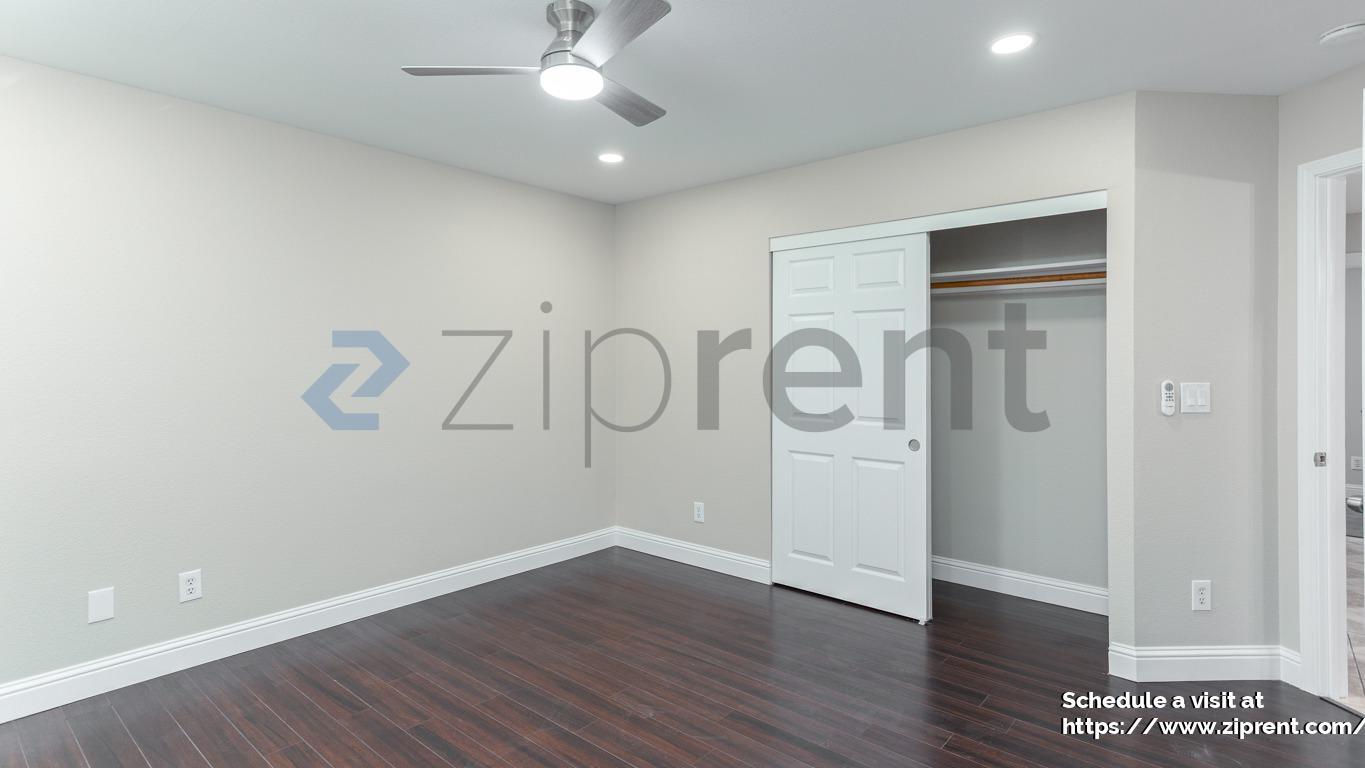 Building Photo - 391 Cll Cabezal