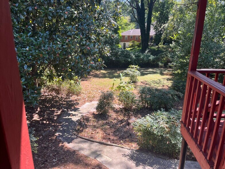 Building Photo - 1431 Southland Vista Ct NE