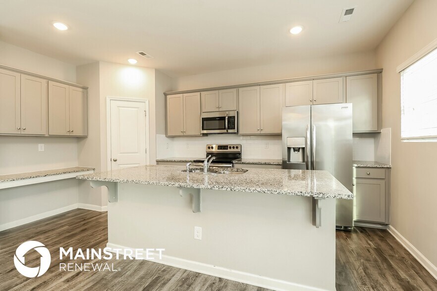 Building Photo - 13019 Joclaire Ct