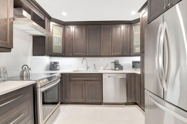 Building Photo - 2773 S Ocean Blvd