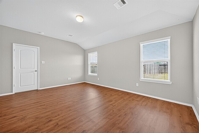 Building Photo - 5310 Songlark Bluff Cir