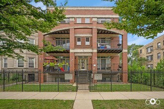 Building Photo - 5406 S Indiana Ave