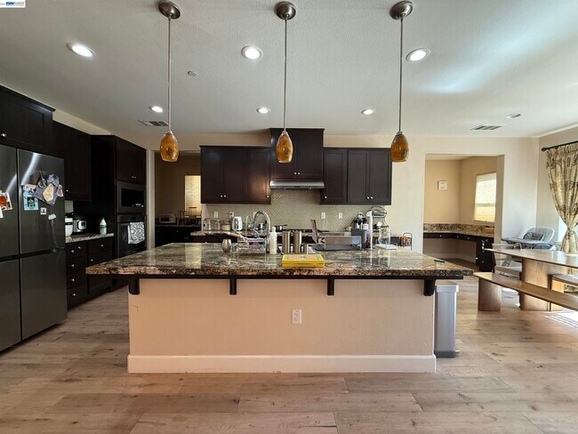 Building Photo - 7826 Kelly Canyon Pl