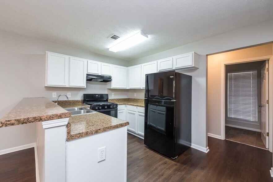 Building Photo - 109 Stoney Brook Way