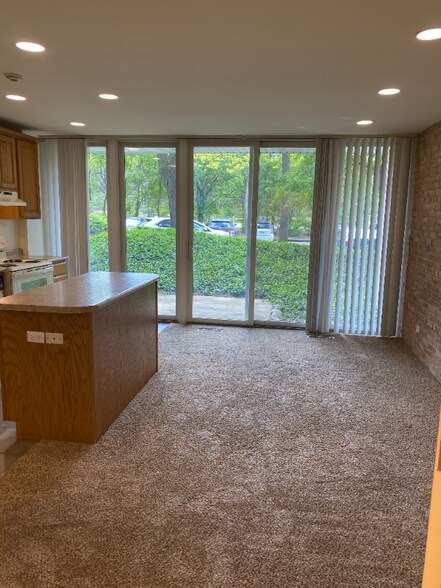Building Photo - 5550 Abbey Dr