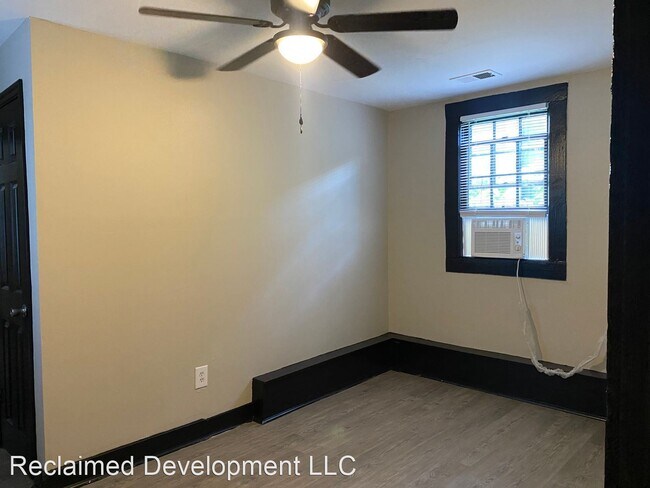 Building Photo - 2 br, 1 bath House - 214 West 5th Street