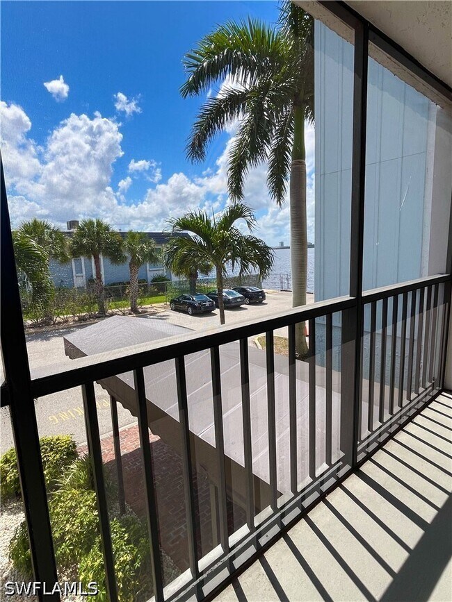 Building Photo - 3460 N Key Dr