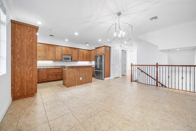 Building Photo - 824 Virginia Gardens Dr