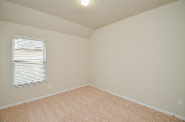 Building Photo - 24902 Alberti Sonata Dr